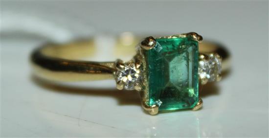 Emerald & diamond dress ring